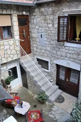 Zgrada u kojoj se nalazi apartman
