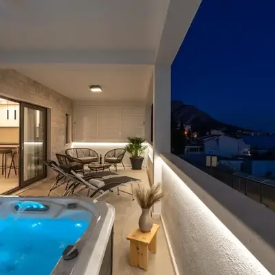 Luxury Tommy's Apartment