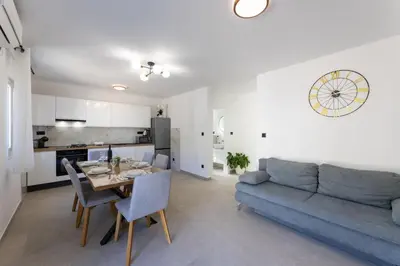 Kuhinja ili čajna kuhinja u objektu Domus Solis apartment