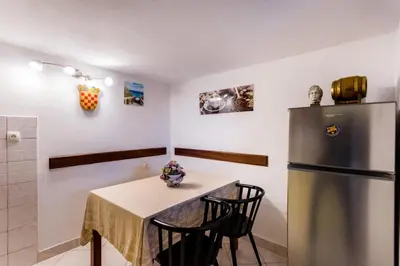Kuhinja ili čajna kuhinja u objektu Laganini