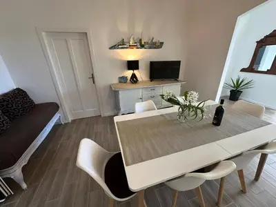 TV i/ili zabavni centar u objektu Apartments Franka