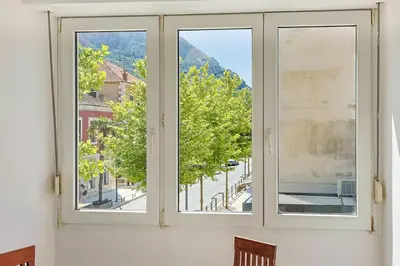Pogled na planine ili pogled na planine iz apartmana