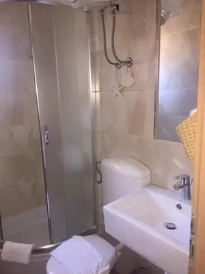Kupaonica u objektu Apartments Karaman
