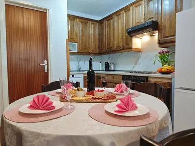 Kuhinja ili čajna kuhinja u objektu Apartment Mili