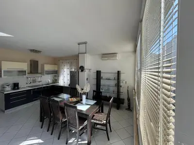 Kuhinja ili čajna kuhinja u objektu Split Breeze Apartment