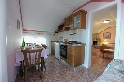 Kuhinja ili čajna kuhinja u objektu Apartment Nina