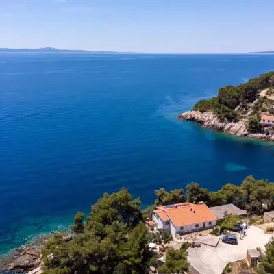 Seaside secluded apartments Cove Torac
