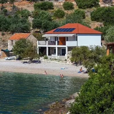 Seaside secluded apartments Cove Torac