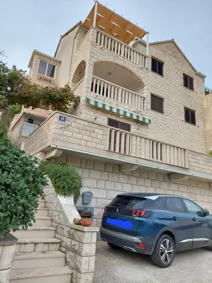 Zgrada u kojoj se nalazi apartman