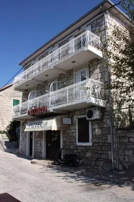 Zgrada u kojoj se nalazi apartman