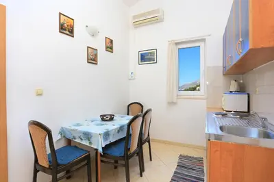 Kuhinja ili čajna kuhinja u objektu Apartments by the sea Balica Rat, Omis - 2753