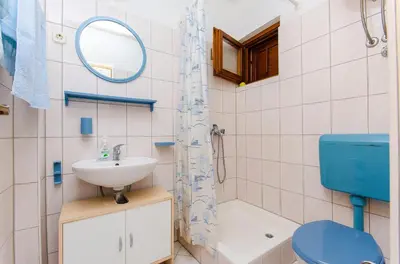 Kupaonica u objektu Apartments by the sea Pisak, Omis - 2802