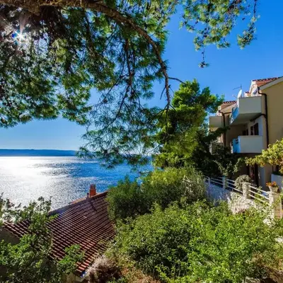 Apartments by the sea Pisak