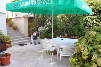 Vrt u objektu Apartments and rooms with parking space Bol, Brac - 2878