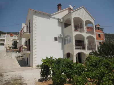 Zgrada u kojoj se nalazi apartman
