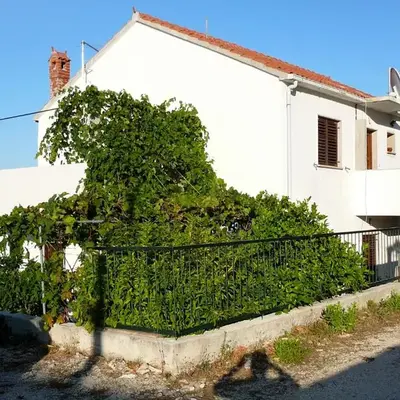 Apartment Postira 2919a