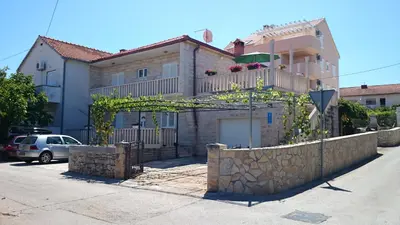 Zgrada u kojoj se nalazi apartman