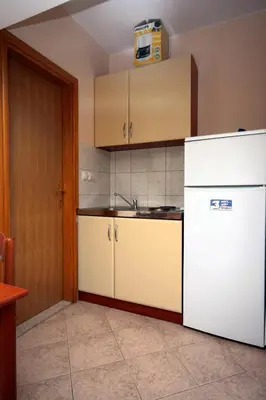 Kuhinja ili čajna kuhinja u objektu Apartments by the sea Duce, Omis - 4852