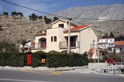 Pogled na planine ili pogled na planine iz apartmana