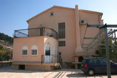 Zgrada u kojoj se nalazi apartman