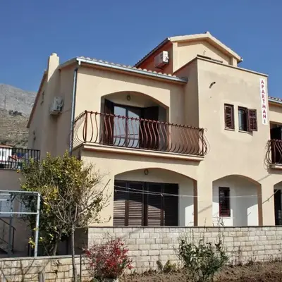 Apartments by the sea Duce