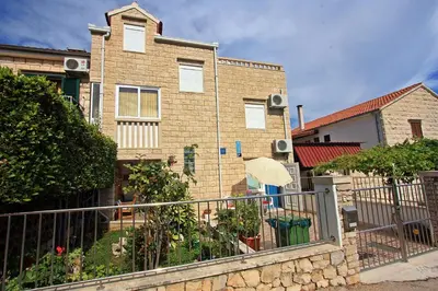 Zgrada u kojoj se nalazi apartman