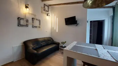 TV i/ili zabavni centar u objektu Apartments with parking space Jelsa, Hvar - 5703