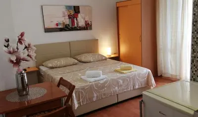 Krevet ili kreveti u jedinici u objektu Apartments with parking space Makarska - 6850