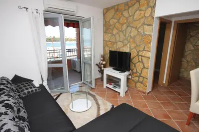 Tlocrt objekta Apartments by the sea Podstrana, Split - 7594