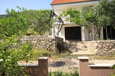 Tlocrt objekta Apartments with a parking space Zavala, Hvar - 8773