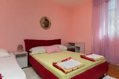 Krevet ili kreveti u jedinici u objektu Apartments with parking space Sumpetar, Omis - 9436
