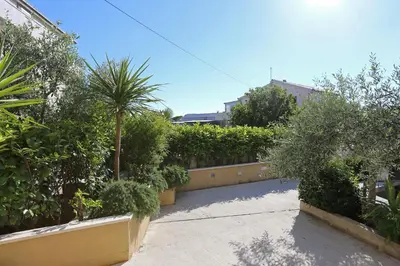 Vrt u objektu Apartments with a parking space Zrnovnica, Split - 9493