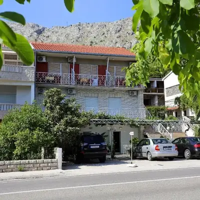 Apartments by the sea Duce