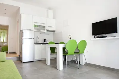 Kuhinja ili čajna kuhinja u objektu Apartment Duce 10304c