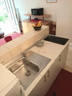 Kuhinja ili čajna kuhinja u objektu Apartmani Marica i Ivo 2