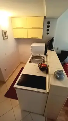 Kuhinja ili čajna kuhinja u objektu Apartmani Marica i Ivo 2