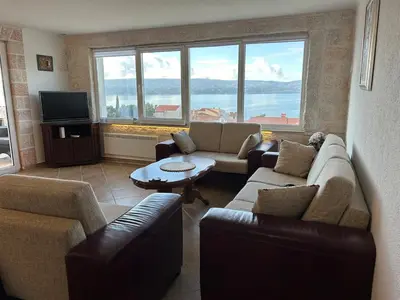 TV i/ili zabavni centar u objektu Sea View Apartment near Omiš