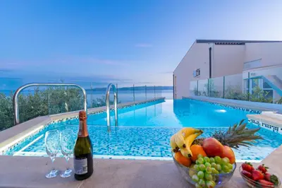 Bazen u objektu Apartments Villa Tomaš ili u blizini