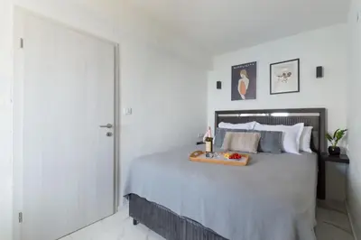Krevet ili kreveti u jedinici u objektu Ocean front apartment with stunning view