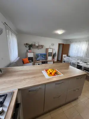 Kuhinja ili čajna kuhinja u objektu Lavanda Apartment