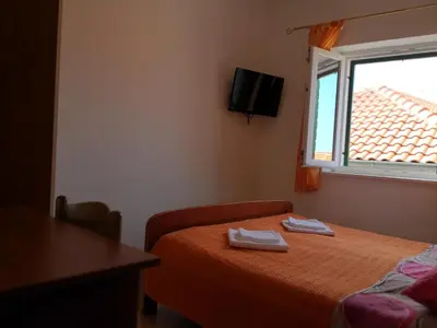 TV i/ili zabavni centar u objektu Apartments Jaksic