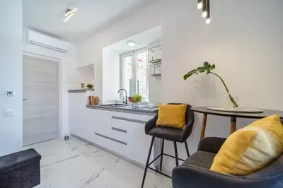 Kuhinja ili čajna kuhinja u objektu Apartments by the sea Supetar, Brac - 23792