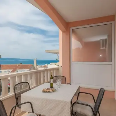 Apartman Erstic 1 - Baska Voda by Villas Guide