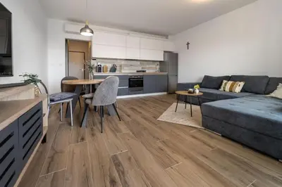 Kuhinja ili čajna kuhinja u objektu New apartment Podstrana2