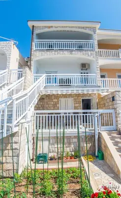 Zgrada u kojoj se nalazi apartman