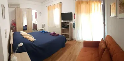 TV i/ili zabavni centar u objektu Villa Radoš - 4 Sterne, 3 Apartments für maximal 18 Gäste