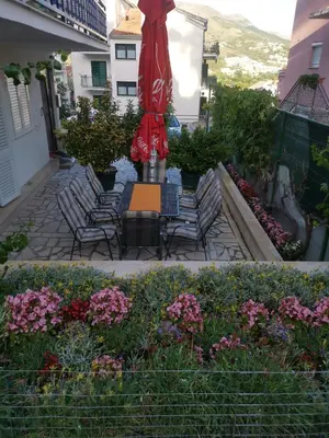 Vrt u objektu Petra Apartment