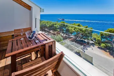 Pogled na more ili pogled na more iz apartmana