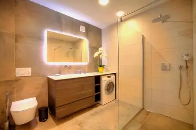 Kupaonica u objektu Best Sea View Apartment in Jelsa