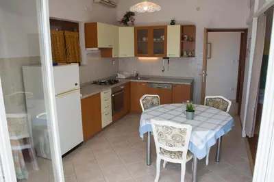 Kuhinja ili čajna kuhinja u objektu Apartments Boćin Rosso